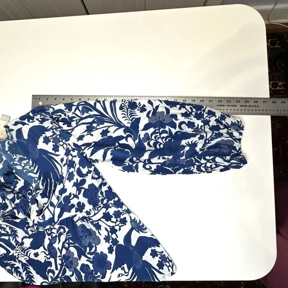 Figue Mica silk Floral Blue and White Women's blouse. Size large. Like new! - Picture 9 of 9